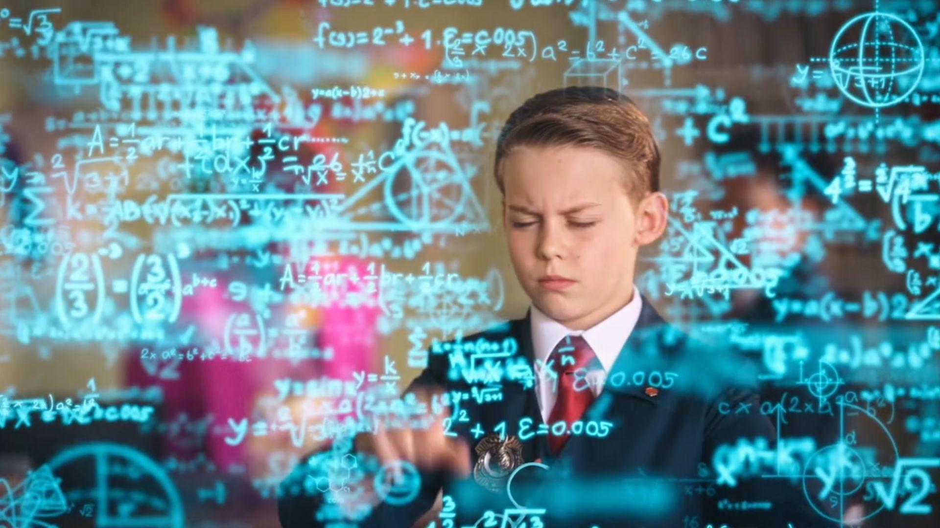 Oz arrives from another dimension.