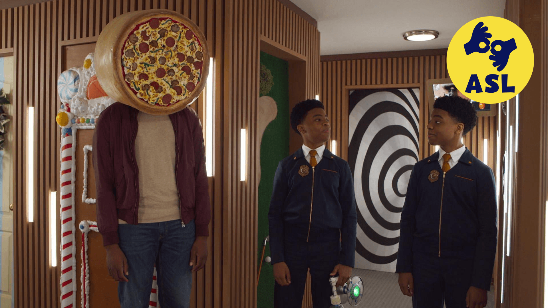 The Agents try to stop Aarti from turning the city to paper dolls.